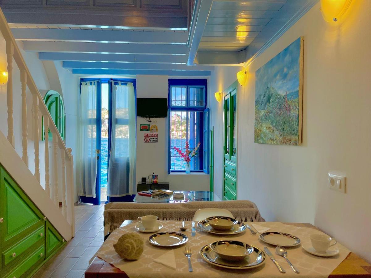 Seafront - Harbour View , Pitini 2 Apartment ซีมี ภายนอก รูปภาพ