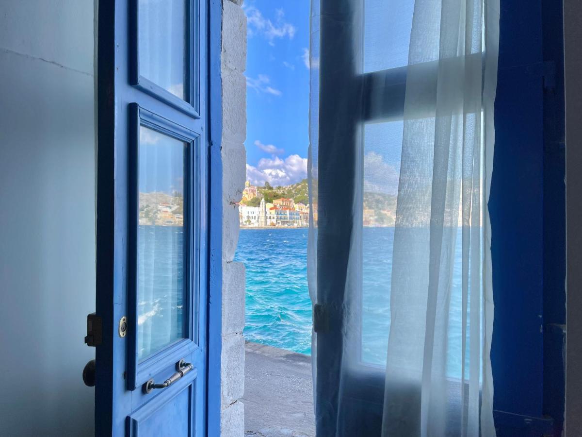 Seafront - Harbour View , Pitini 2 Apartment ซีมี ภายนอก รูปภาพ