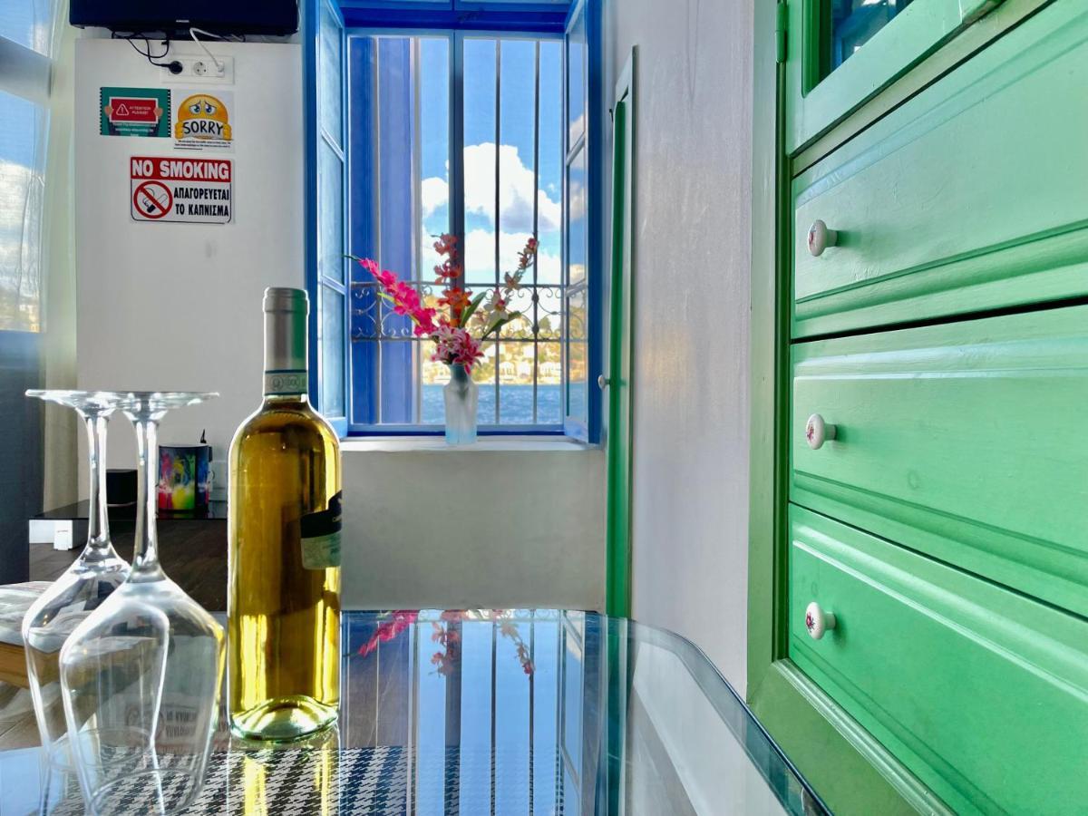 Seafront - Harbour View , Pitini 2 Apartment ซีมี ภายนอก รูปภาพ