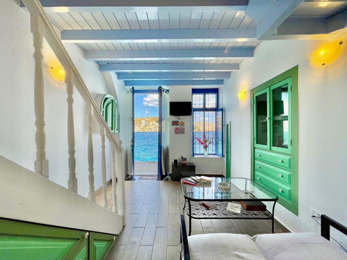 Seafront - Harbour View , Pitini 2 Apartment ซีมี ภายนอก รูปภาพ