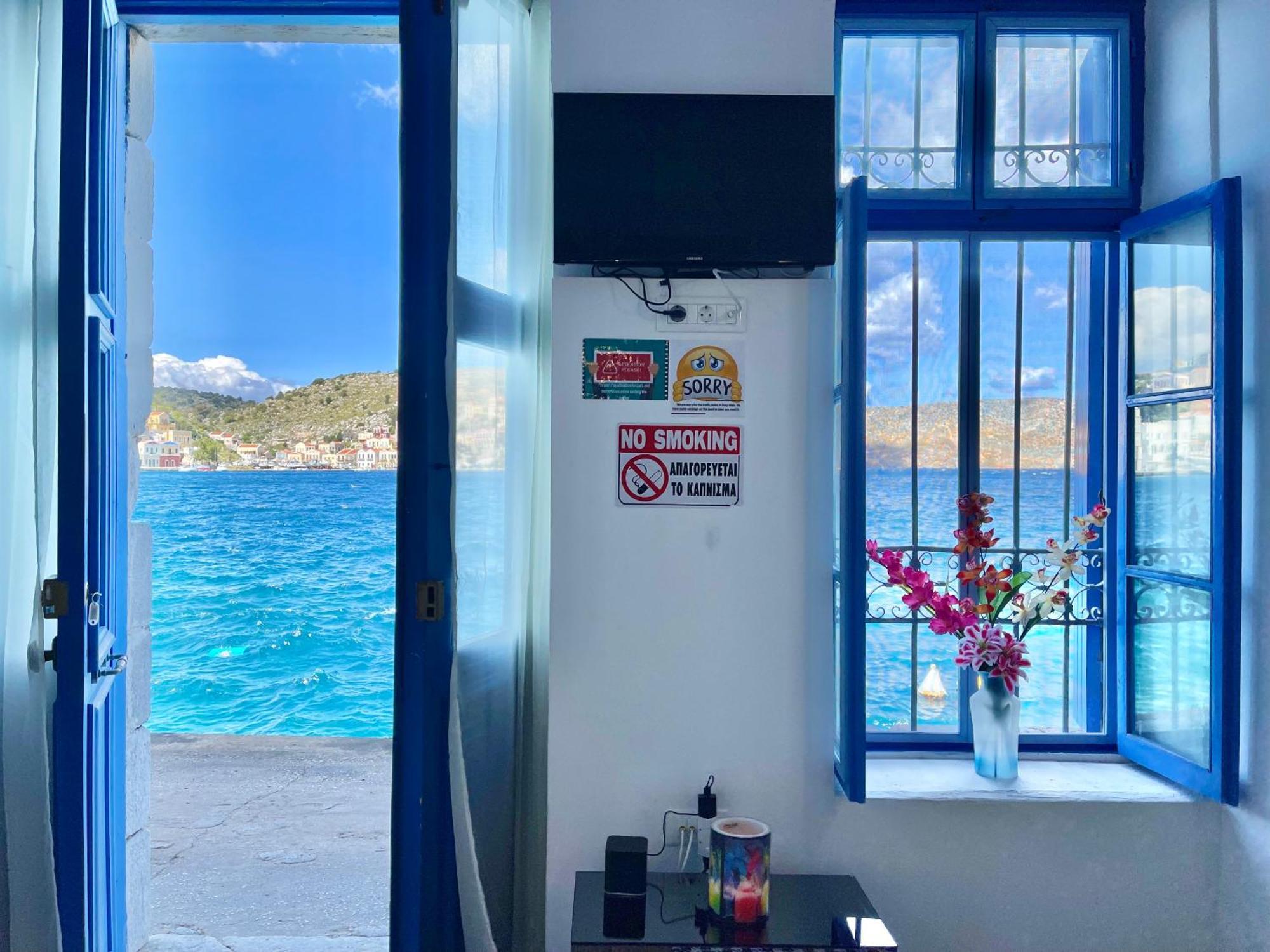 Seafront - Harbour View , Pitini 2 Apartment ซีมี ภายนอก รูปภาพ